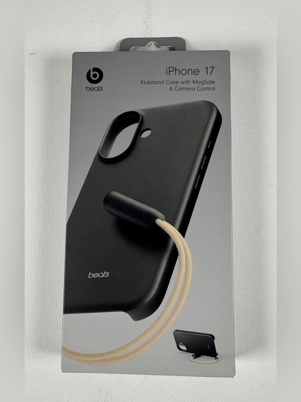 NEW Original Black Beats iPhone 17 Pro MagSafe Kickstand Case MGY74LL/A - SEALED